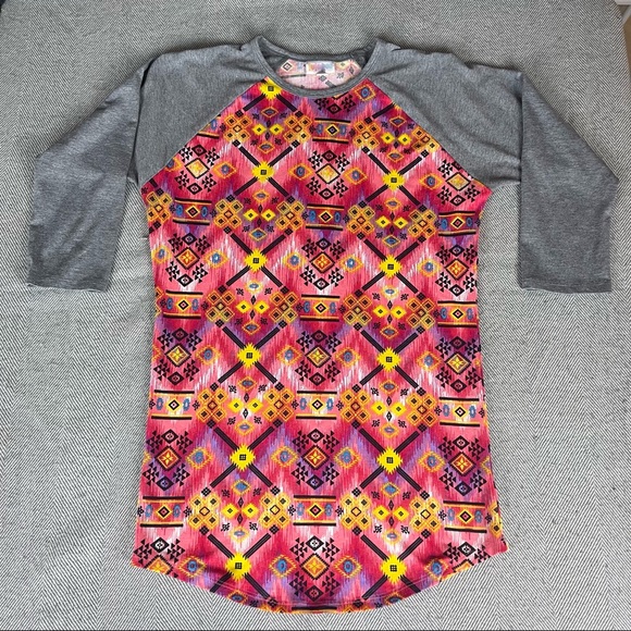 LuLaRoe XXS 3/4 sleeve T-shirt Cute print - Picture 5 of 7